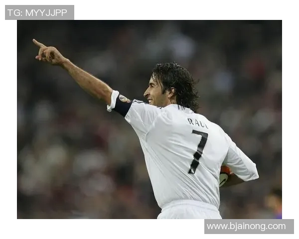 1977年德国足球巨星盘点 他们的辉煌成就至今被铭记 1977年德国足球巨星盘点 他们的辉煌成就至今被铭记