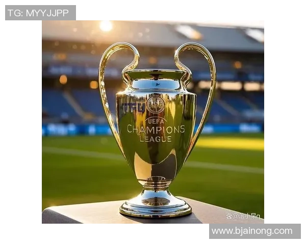 天下足球十大最强球星排名揭晓 球场传奇与辉煌时刻盘点